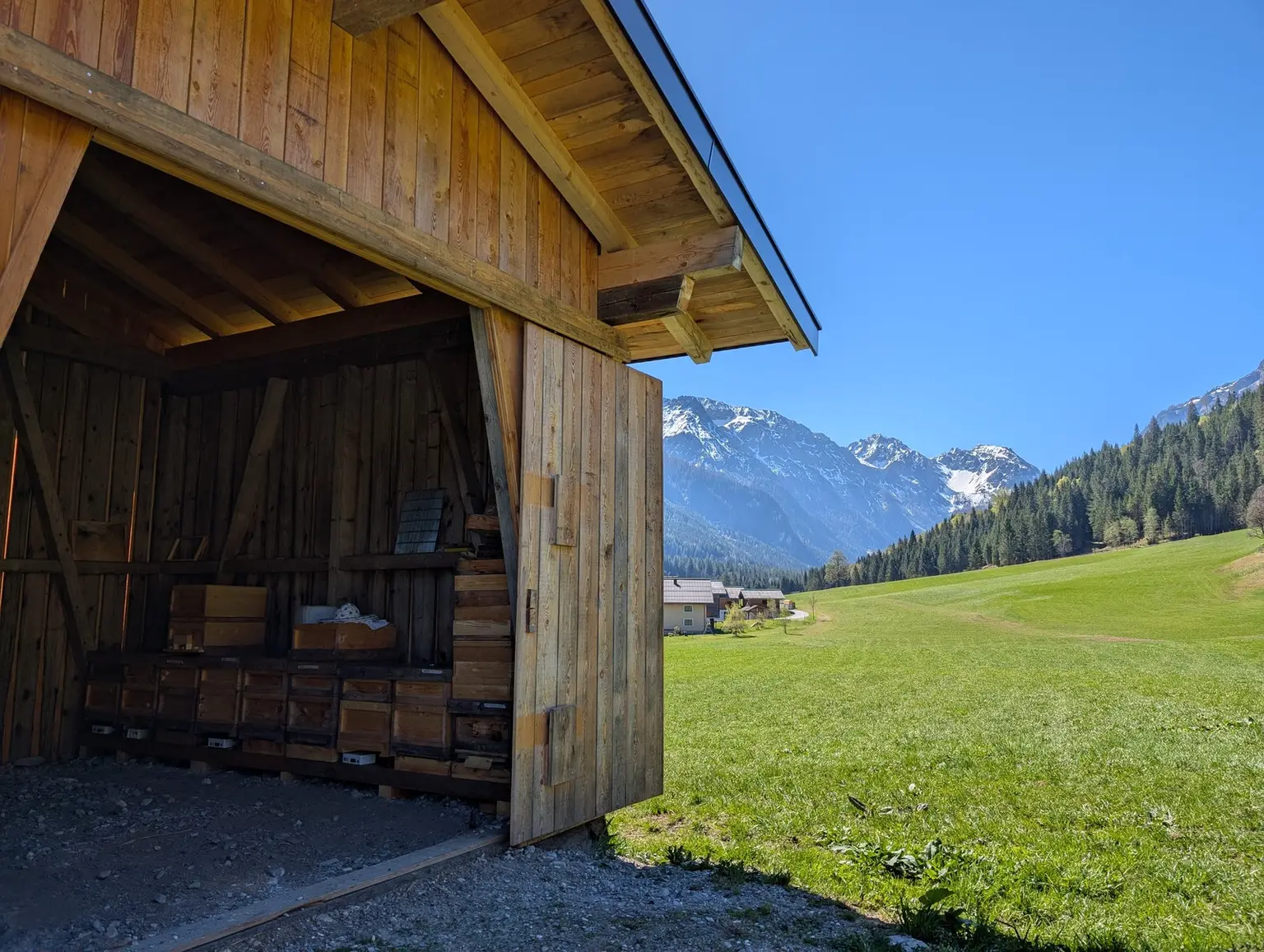 Bienenstand Kleinarl auf 1.100 Metern